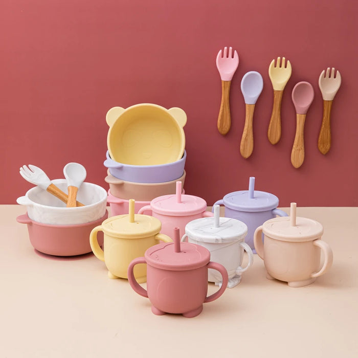 4PC/Set Silicone Baby Feeding Set Solid Color Panda Suction Tableware Wooden Fork Spoon Baby Feeding Cups BPA Free Baby Products